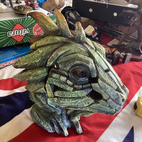 Dragon sculpture head inch - sculpture, 15