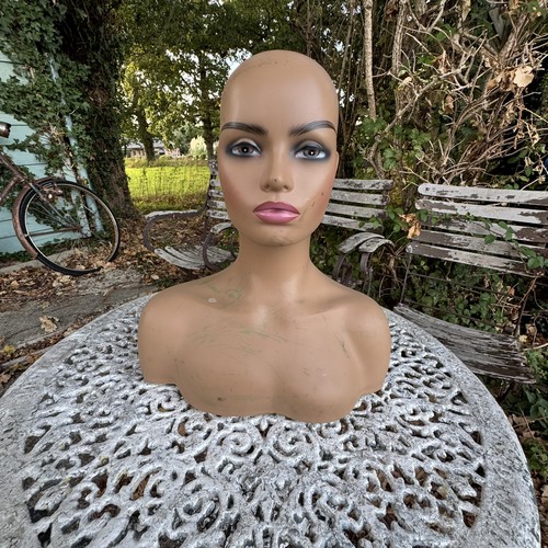 Realistic female mannequin - realistic,