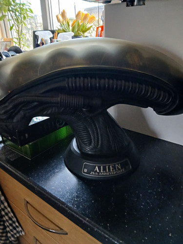 Alien 25th anniversary - alien,