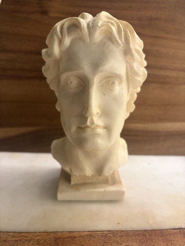 Head bust sculpture - , of