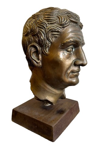Antique fine detailed bronze - antique,